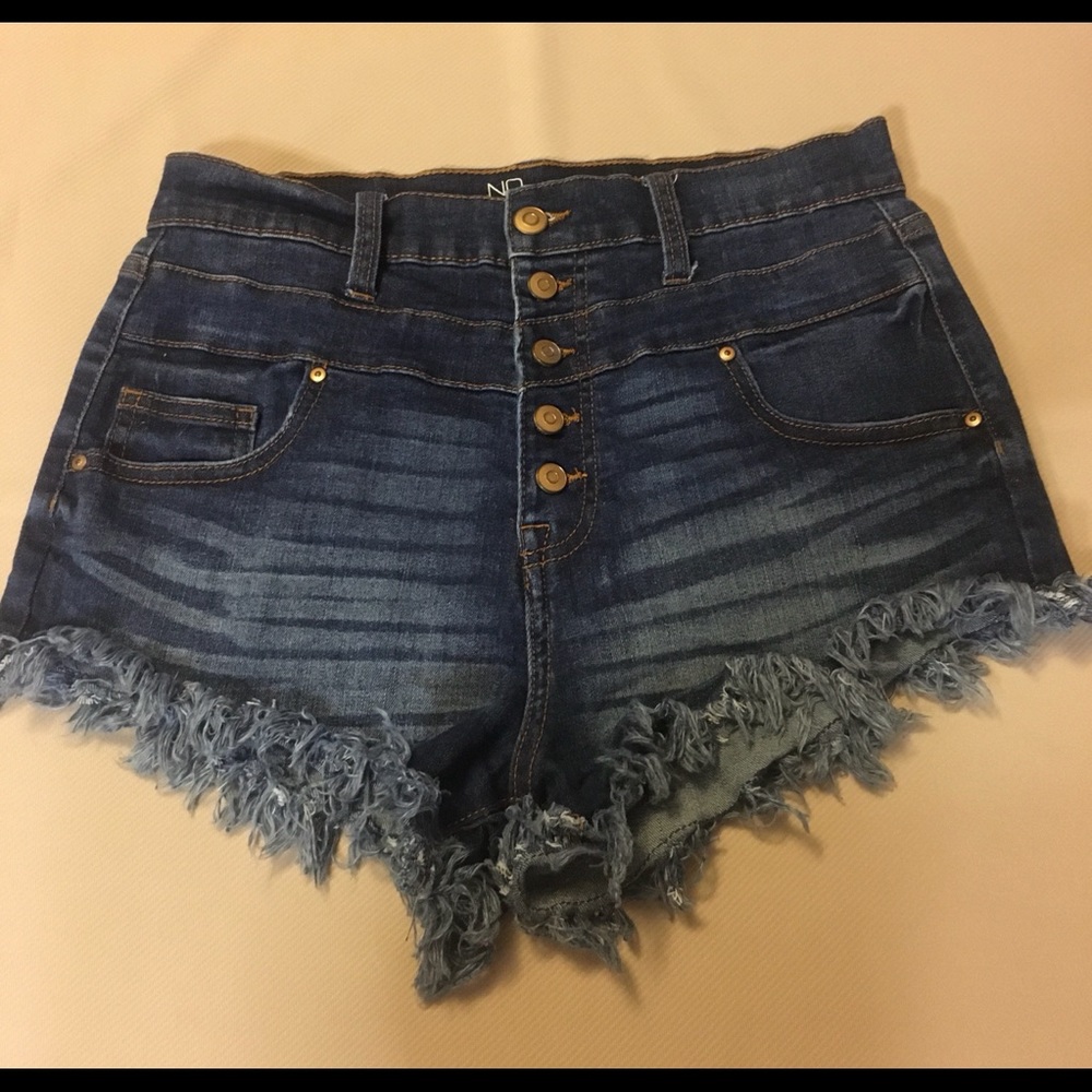 No Boundaries High Rise Denim Shorts Size 11, Blue; NWOT